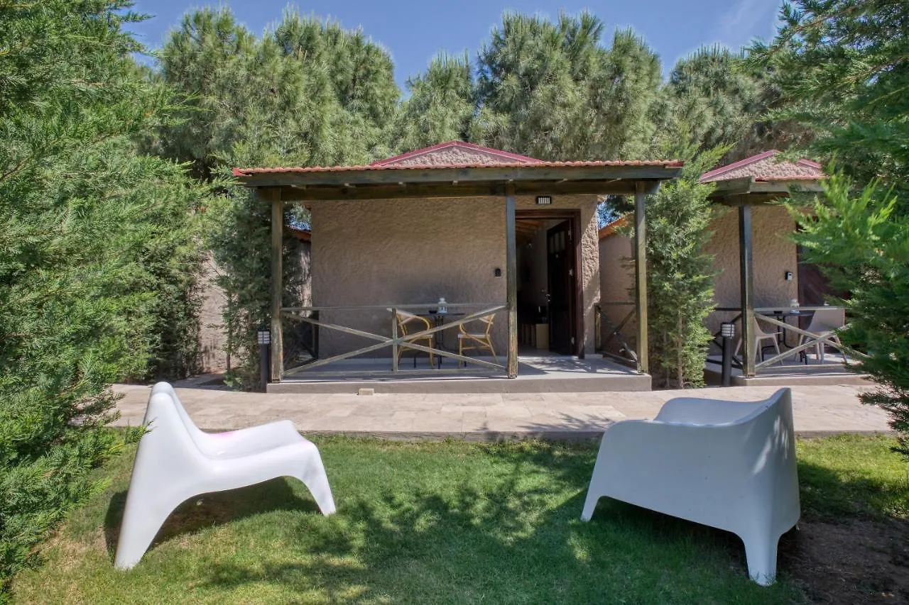 Aegean Apartments - Bungalows Alacati