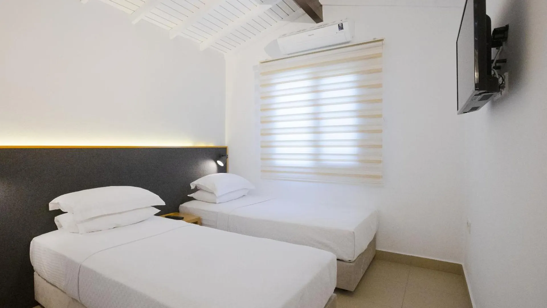 Aegean Apartments - Bungalows Alacati